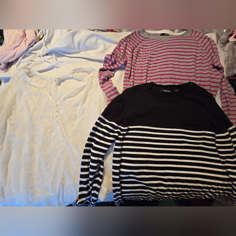 Womens lot of 3 shirts